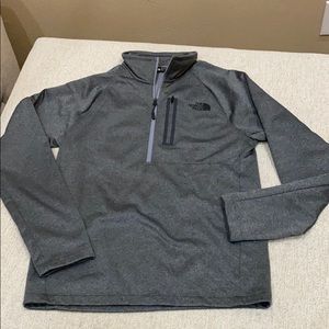 North Face Men’s Pull Over